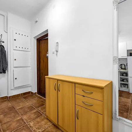 Zoliborz - Trams & Parks Nearby - By Rentujemy * ワルシャワ