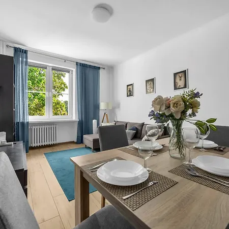 Zoliborz - Trams & Parks Nearby - By Rentujemy *