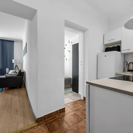 Zoliborz - Trams & Parks Nearby - By Rentujemy