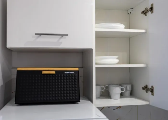 Lejlighed Zoliborz - Trams & Parks Nearby - By Rentujemy Warszawa