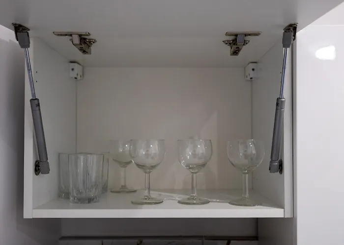 Zoliborz - Trams & Parks Nearby - By Rentujemy Lejlighed